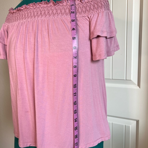 2/$30 American Eagle Outfitters Soft an Sexy Pink Smocked Flutter Sleeve Top - Picture 4 of 8